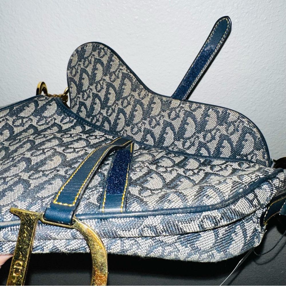 Dior: Trotter Saddle CD Shoulder Bag - Picture 13 of 16